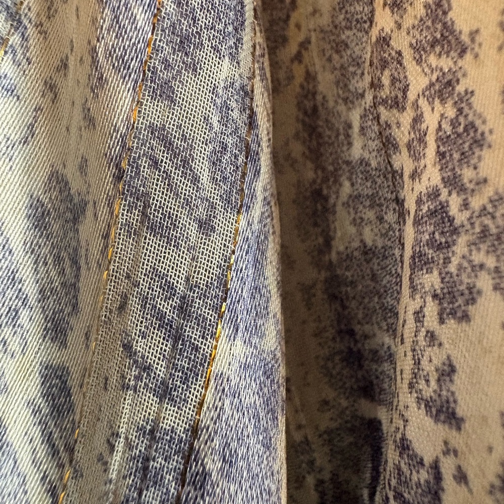 eesome Bubble Sleeve Button-Down Top - image 3